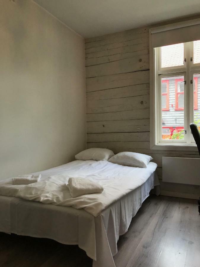 Urban Hostel Bryggen Берген Экстерьер фото